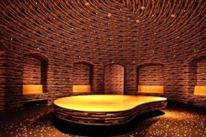 MOVIE, SPA & MASSAGE AT PALMS