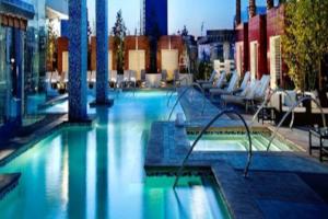 MOVIE, SPA & MASSAGE AT PALMS